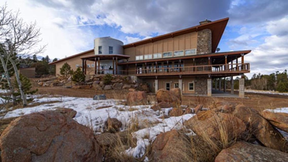 outside view of a building on DU's Kennedy Mountain Campus 